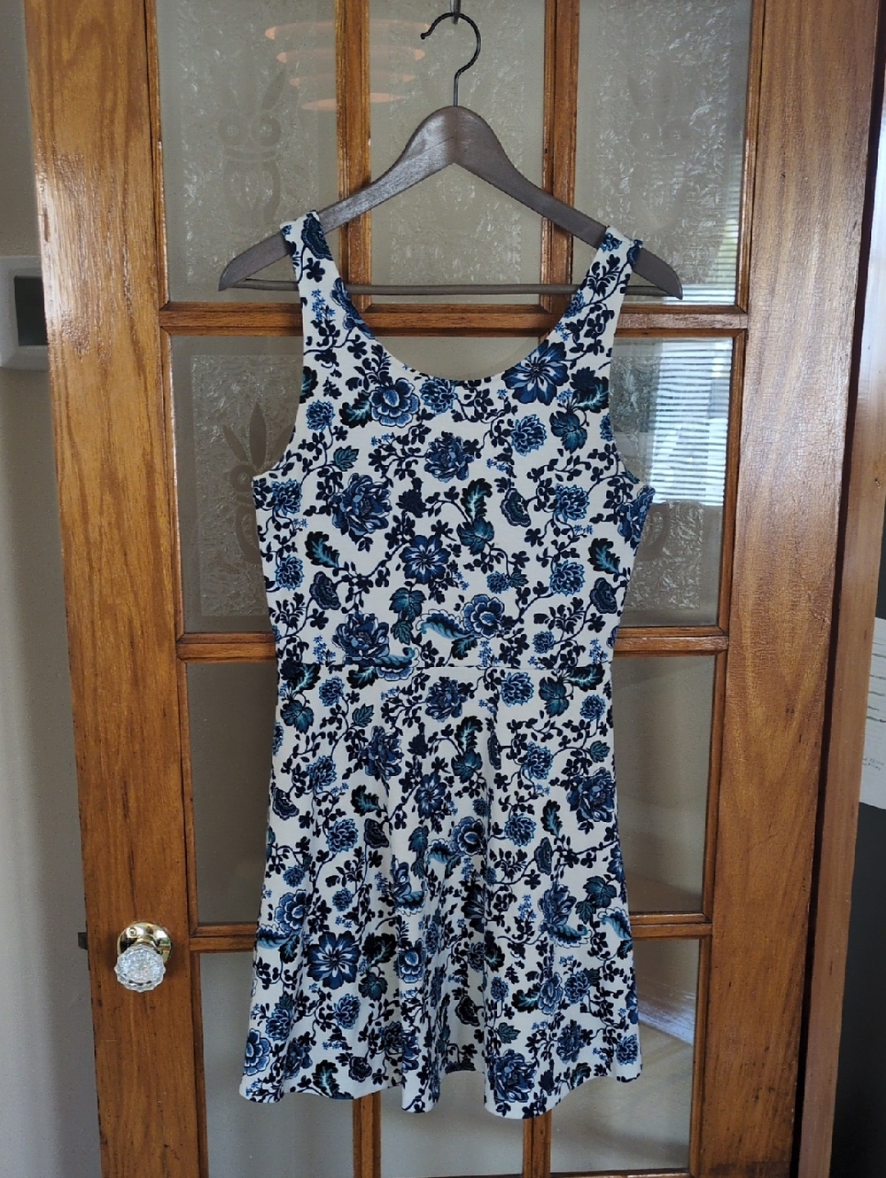 H&M White And Blue Floral Mini Dress